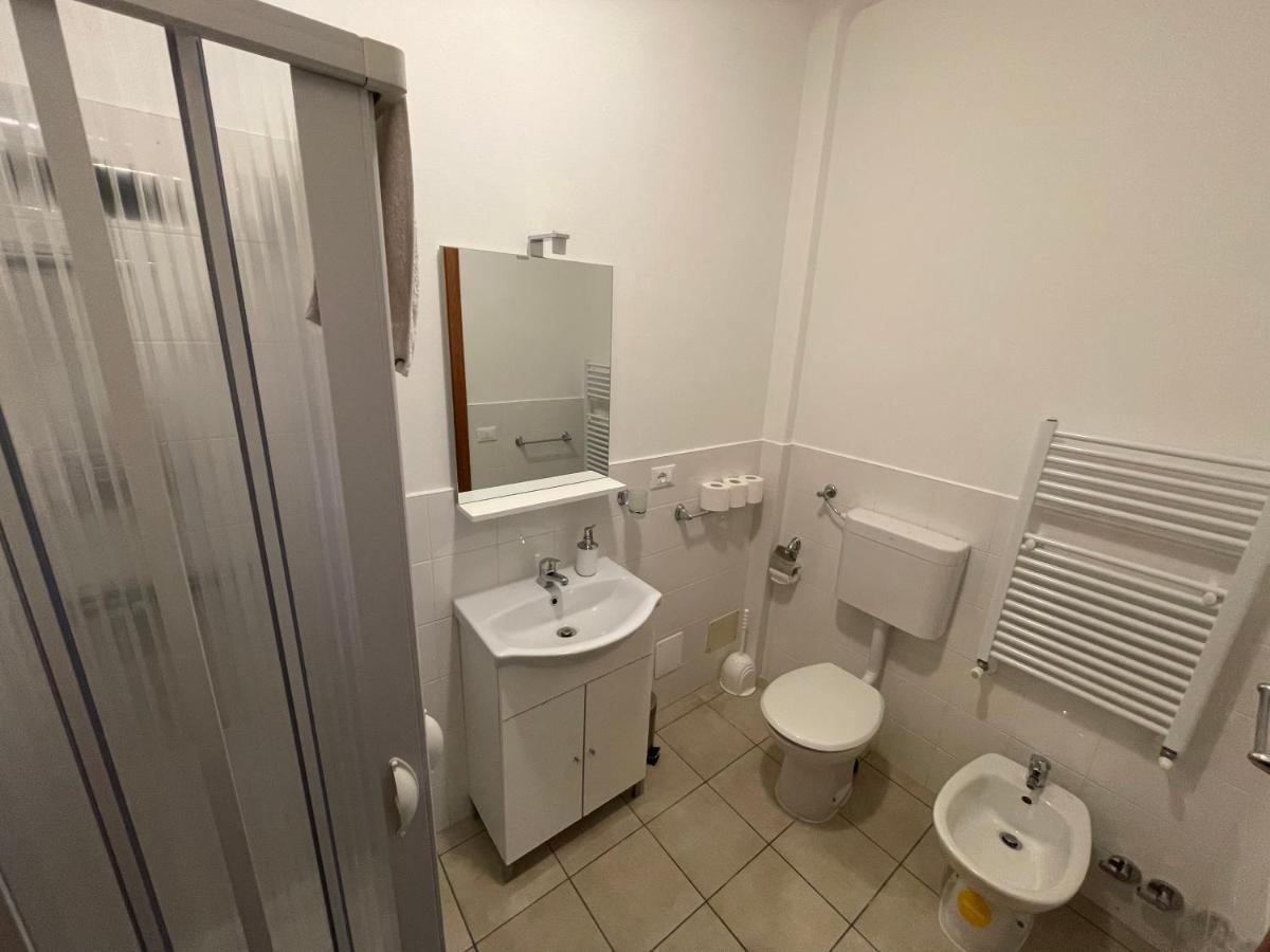 Ostello San Giovanni Bosco La Spezia Szoba fotó