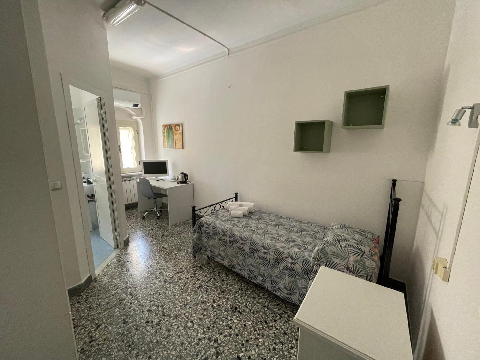 Ostello San Giovanni Bosco La Spezia Szoba fotó